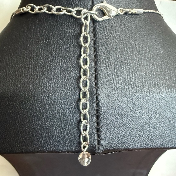 Silver and Green Gemstone Necklace with Organic Design - Picture 7 of 14